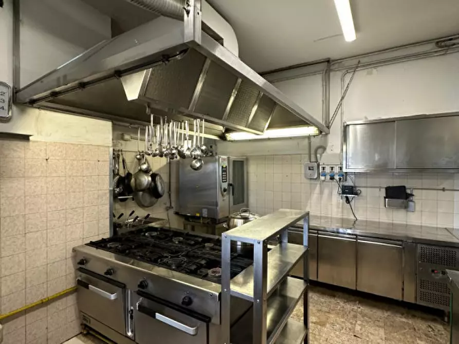 Immagine 18 di Negozio in affitto  in Via Sisemol a Marostica