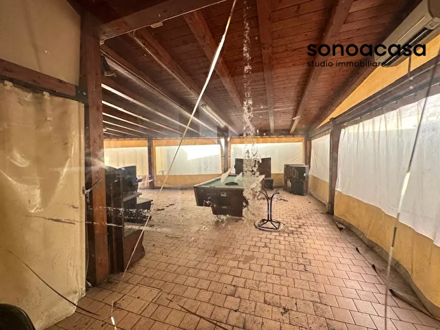 Immagine 7 di Negozio in vendita  in Via Roma 31 a Monte Porzio