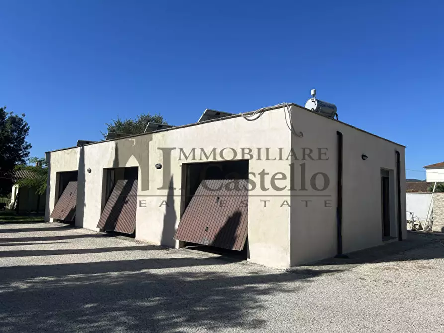 Immagine 9 di Villa in vendita  in Fontignano a Perugia