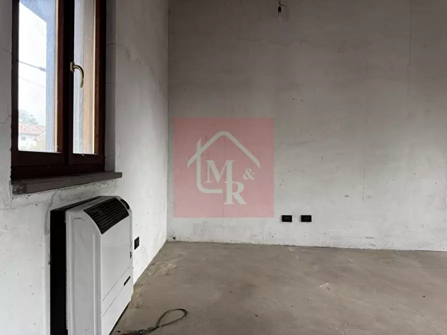 Immagine 44 di Villetta a schiera in vendita  in Via dei Castelli 42 a Pozzuolo Del Friuli