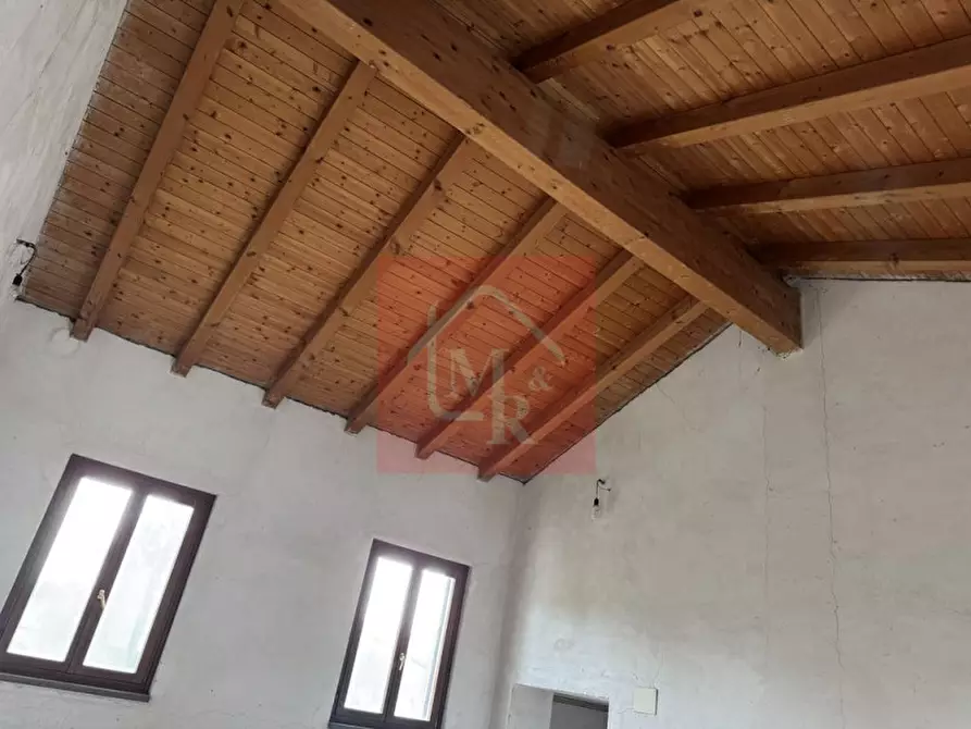 Immagine 46 di Villetta a schiera in vendita  in Via dei Castelli 42 a Pozzuolo Del Friuli