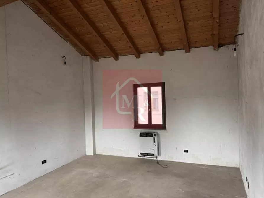 Immagine 47 di Villetta a schiera in vendita  in Via dei Castelli 42 a Pozzuolo Del Friuli