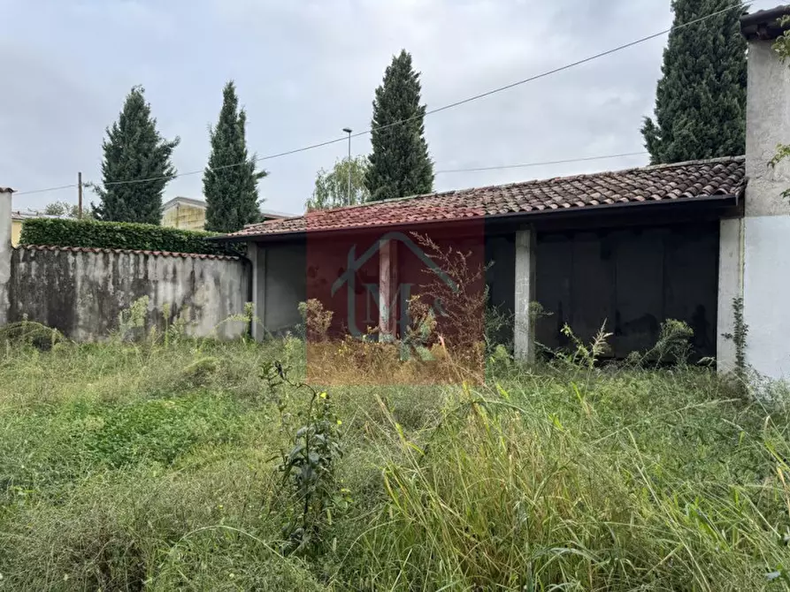 Immagine 70 di Villetta a schiera in vendita  in Via dei Castelli 42 a Pozzuolo Del Friuli