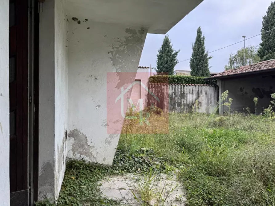 Immagine 71 di Villetta a schiera in vendita  in Via dei Castelli 42 a Pozzuolo Del Friuli