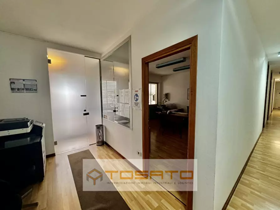 Immagine 4 di Ufficio in affitto  a San Giovanni Lupatoto