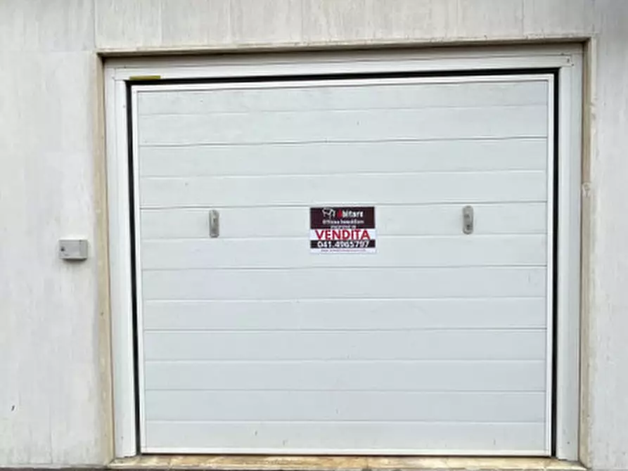 Immagine 5 di Garage in vendita  in Via Don Eugenio Bellemo a Chioggia