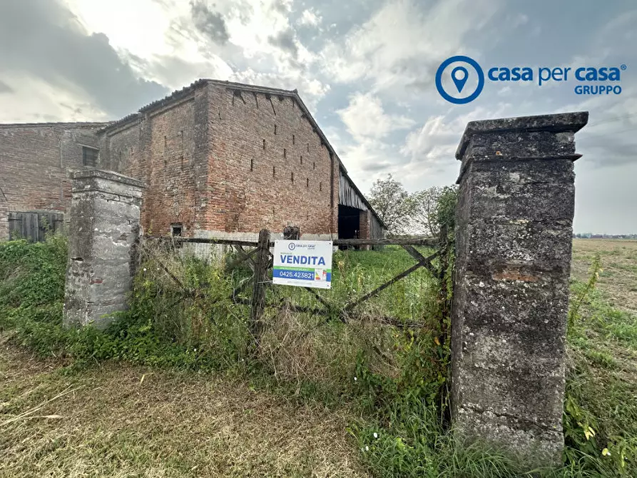Immagine 4 di Rustico / casale in vendita  in SP55 21 a Lendinara