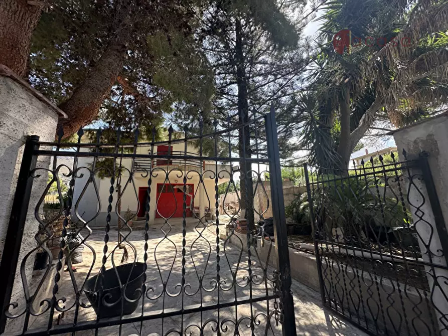 Immagine 1 di Villa in vendita  in Via Giovanni Capitò 8 a Palermo