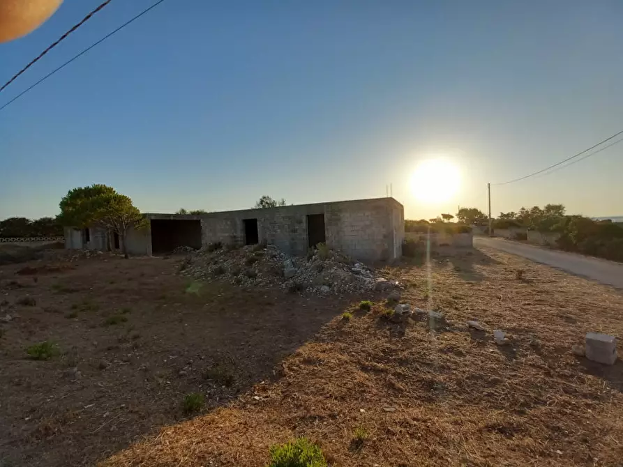 Immagine 17 di Rustico / casale in vendita  in Gorgognolo a Ostuni