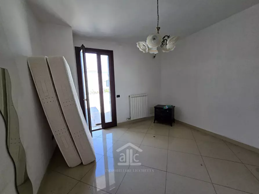 Immagine 20 di Casa bifamiliare in vendita  in Pietro Galatino a Lecce