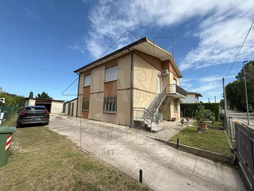 Immagine 9 di Casa bifamiliare in vendita  in via padova a Cartura