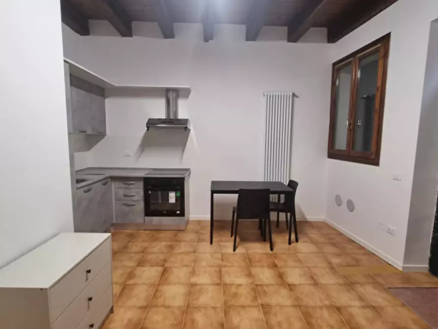 Immagine 2 di Monolocale in affitto  in contrà della fascina a Vicenza