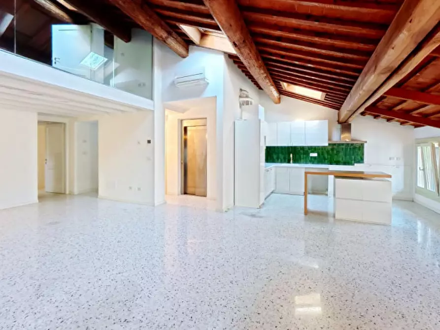 Immagine 15 di Attico in vendita  in contrà pescher a Vicenza