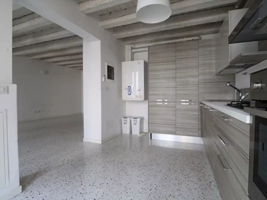 Immagine 7 di Appartamento in vendita  in Contra' Pescherie Vecchie a Vicenza