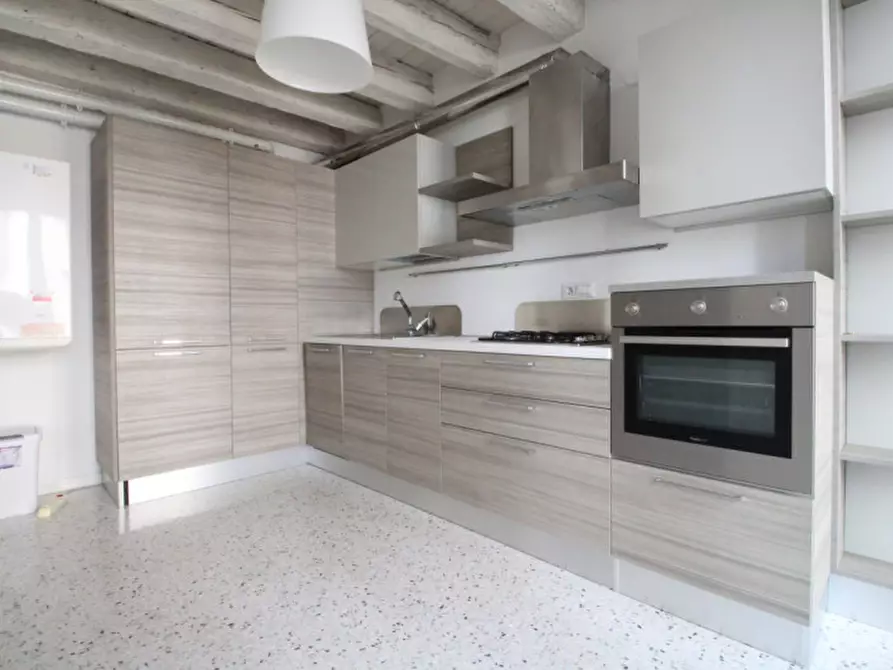 Immagine 10 di Appartamento in vendita  in Contra' Pescherie Vecchie a Vicenza