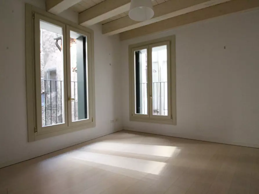 Immagine 15 di Appartamento in vendita  in Contra' Pescherie Vecchie a Vicenza