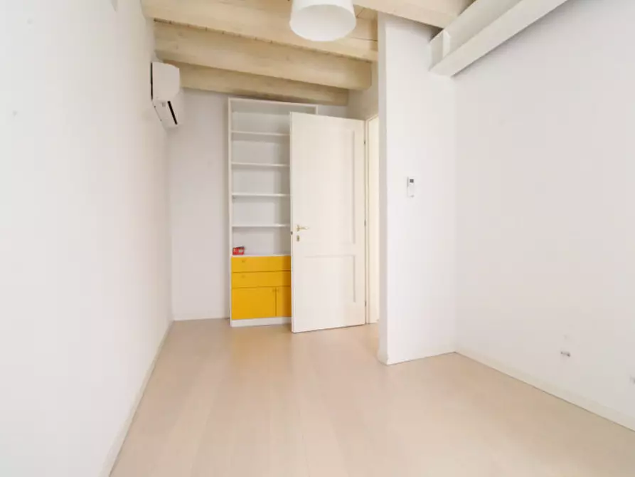 Immagine 21 di Appartamento in vendita  in Contra' Pescherie Vecchie a Vicenza