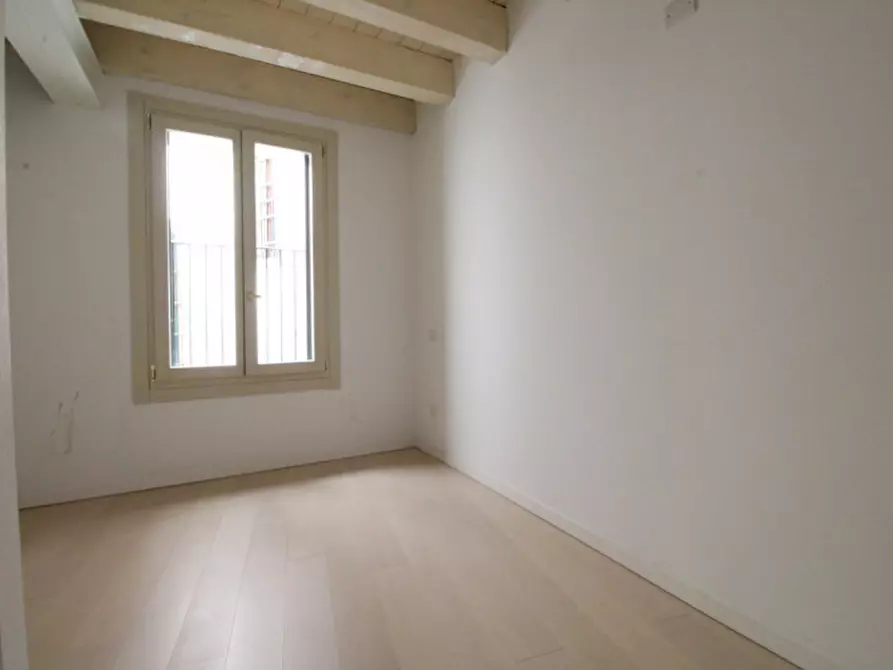 Immagine 22 di Appartamento in vendita  in Contra' Pescherie Vecchie a Vicenza