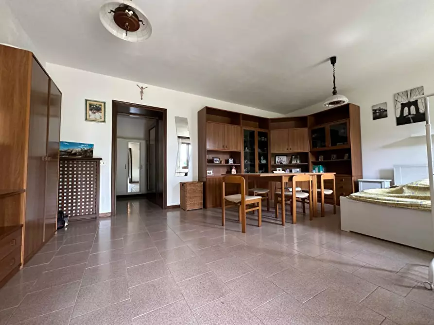 Immagine 2 di Appartamento in vendita  in Via Chiesetta a Torri Di Quartesolo