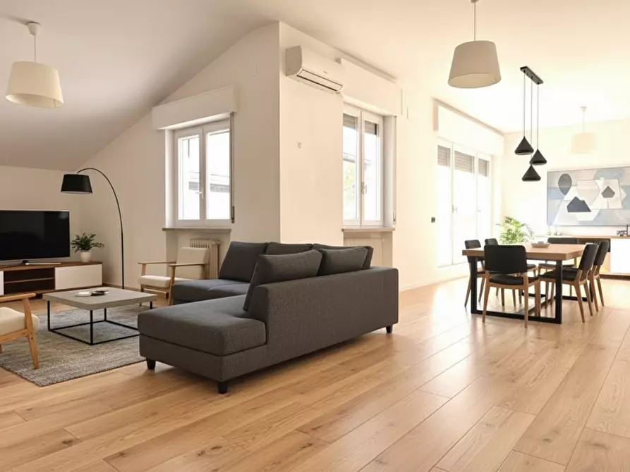 Immagine 2 di Appartamento in vendita  in via cesare battisti vicenza a Vicenza