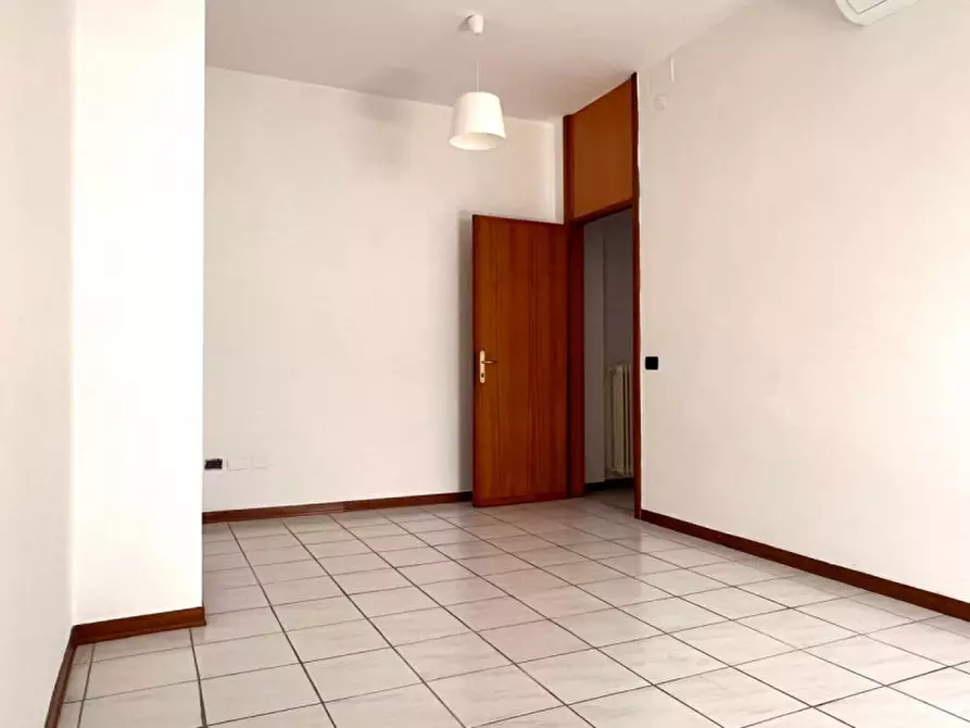 Immagine 13 di Appartamento in vendita  in via cesare battisti vicenza a Vicenza