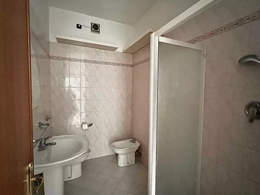 Immagine 19 di Appartamento in vendita  in via cesare battisti vicenza a Vicenza