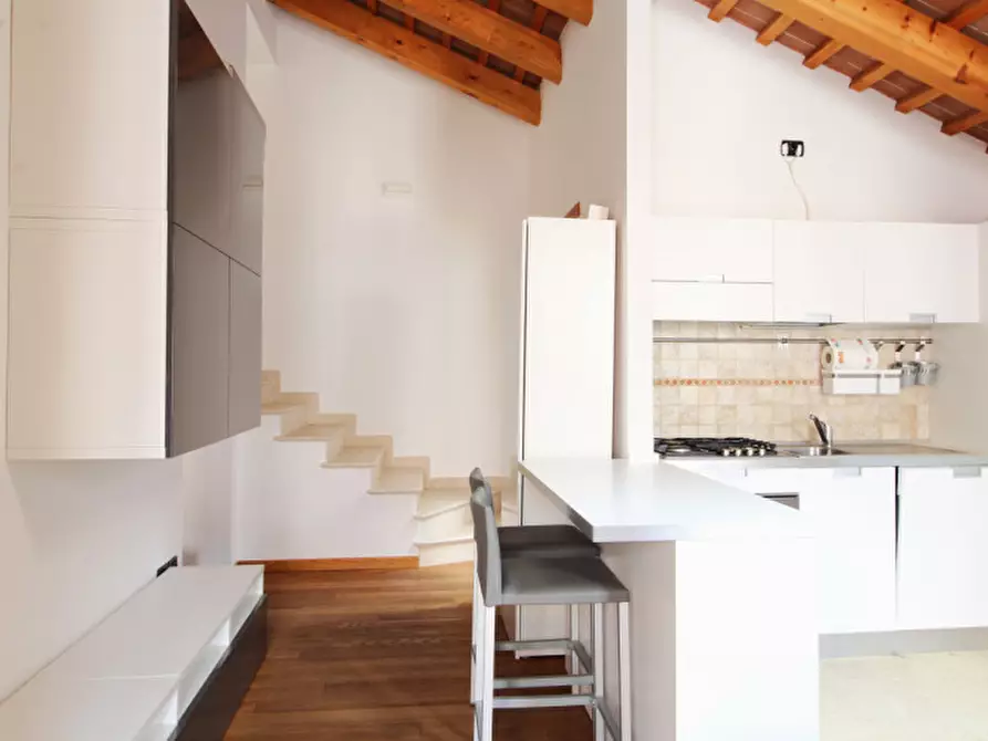 Immagine 7 di Appartamento in vendita  a Vicenza