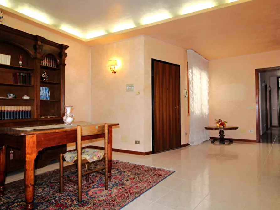 Immagine 5 di Appartamento in vendita  in Contra' Santa Caterina a Vicenza