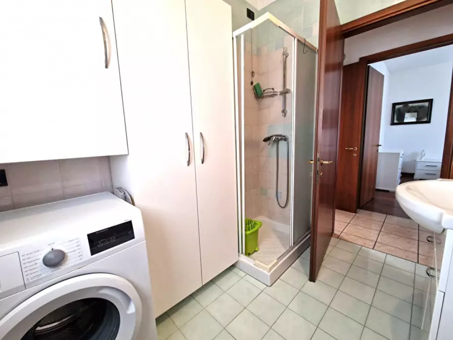 Immagine 14 di Appartamento in vendita  in Via Firenze a Torri Di Quartesolo