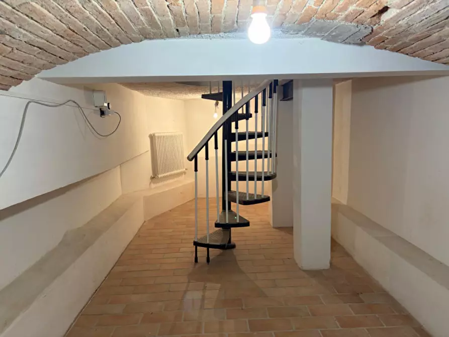 Immagine 11 di Negozio in affitto  in Contra' delle Canove Vecchie a Vicenza