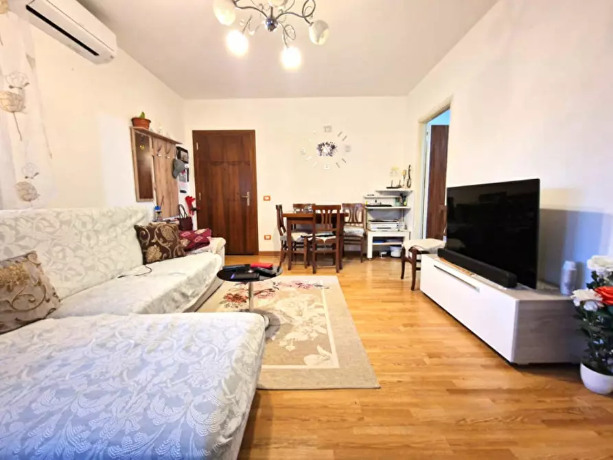 Immagine 4 di Appartamento in vendita  in Via Istria a Longare