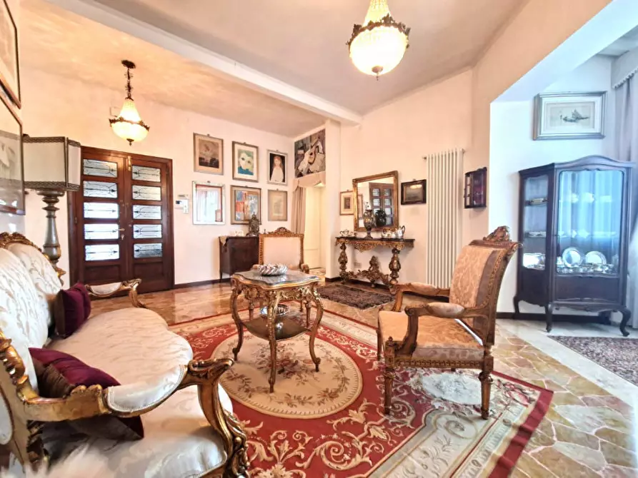 Immagine 2 di Appartamento in vendita  in Contra' Mure San Michele a Vicenza