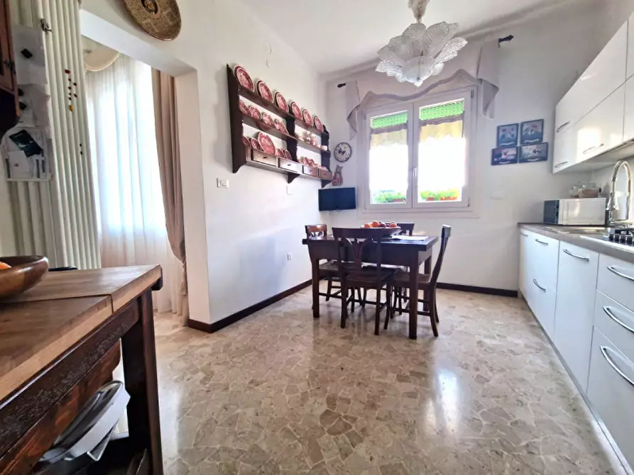 Immagine 10 di Appartamento in vendita  in Contra' Mure San Michele a Vicenza