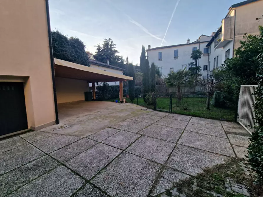 Immagine 41 di Appartamento in vendita  in Contra' Mure San Michele a Vicenza