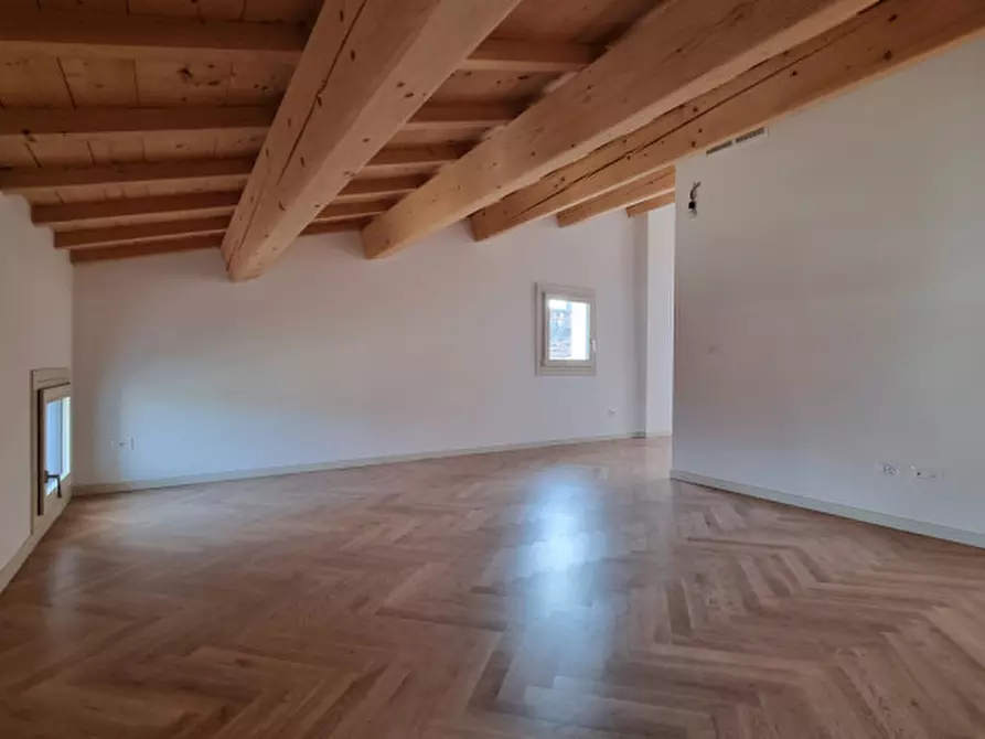 Immagine 17 di Attico in vendita  in Contrà Oratorio dei Servi Vicenza a Vicenza
