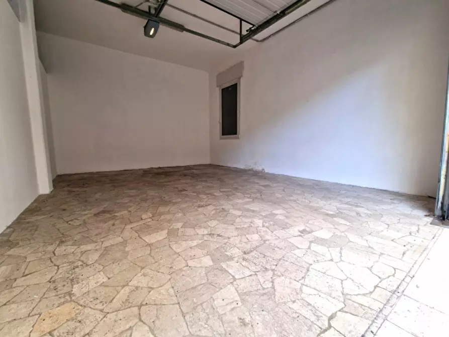 Immagine 21 di Appartamento in affitto  a Vicenza