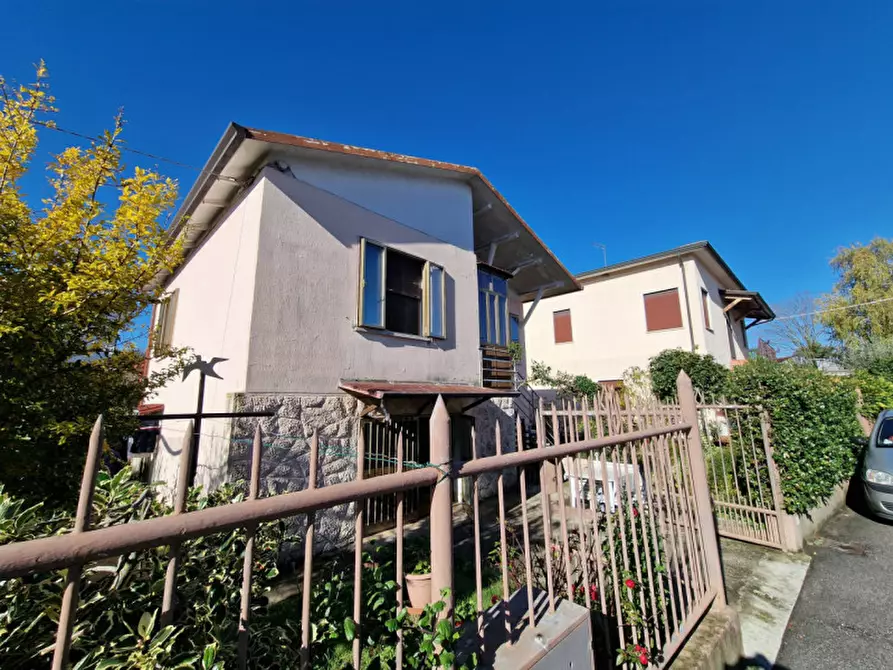 Immagine 16 di Villa in vendita  in Via Europa a Torri Di Quartesolo