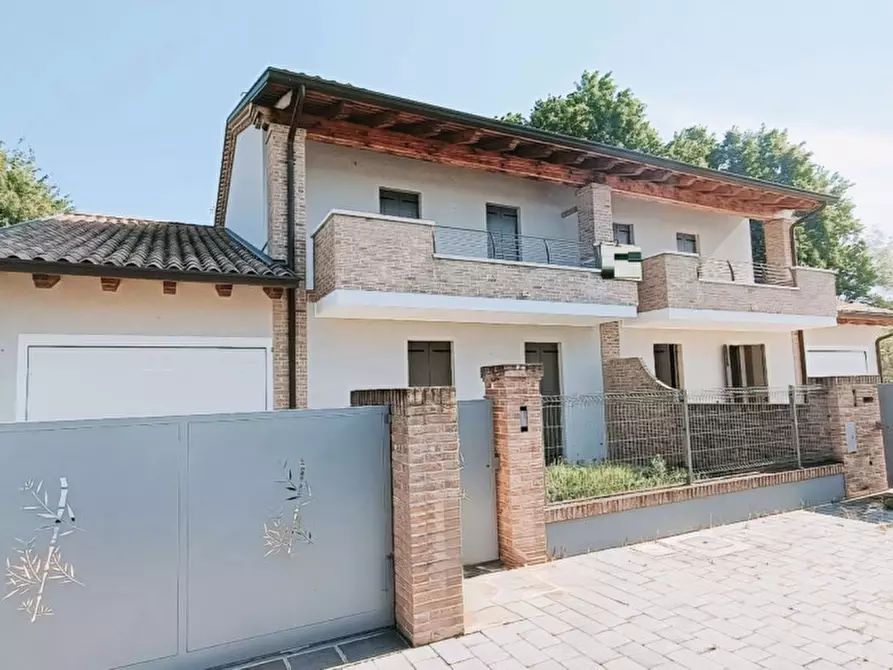 Immagine 10 di Casa bifamiliare in vendita  in Via Muson a Campodarsego