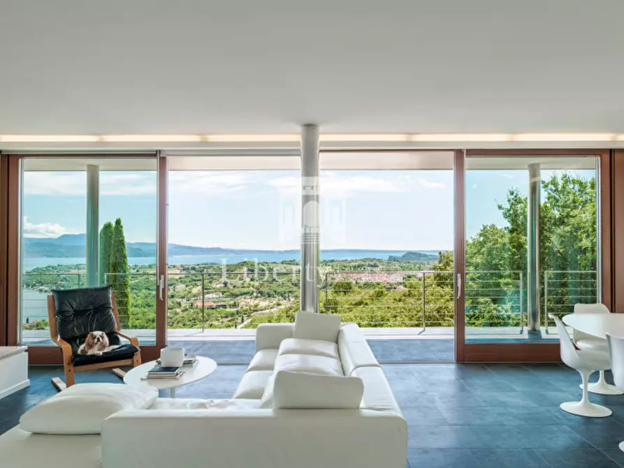 Immagine 3 di Villa in vendita  in Via Bocca di Croce a Salò