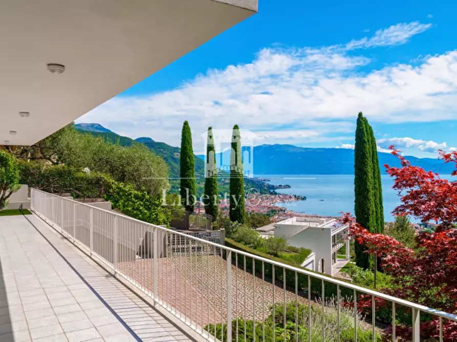 Immagine 10 di Villa in vendita  in Via Bocca di Croce a Salò