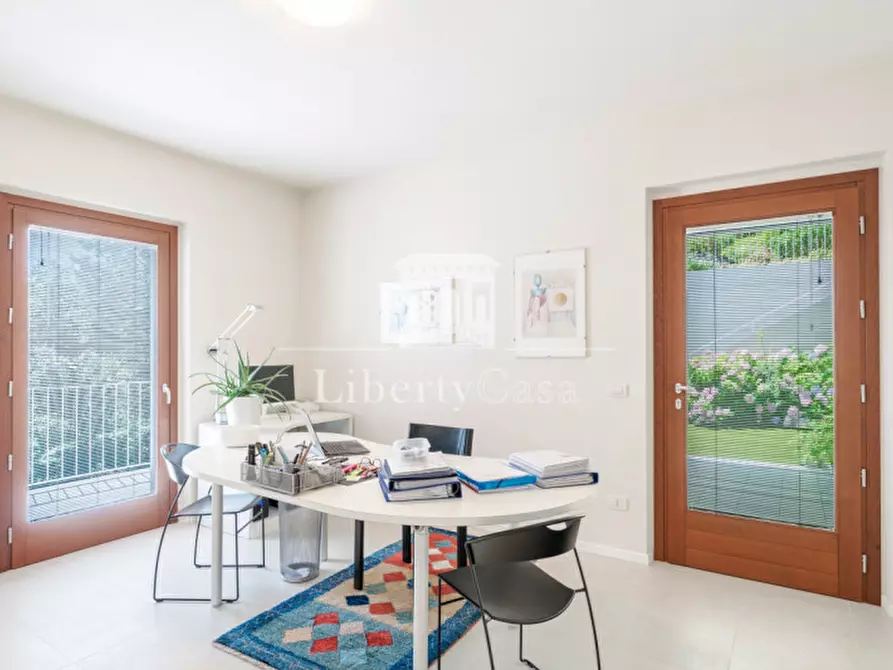 Immagine 13 di Villa in vendita  in Via Bocca di Croce a Salò