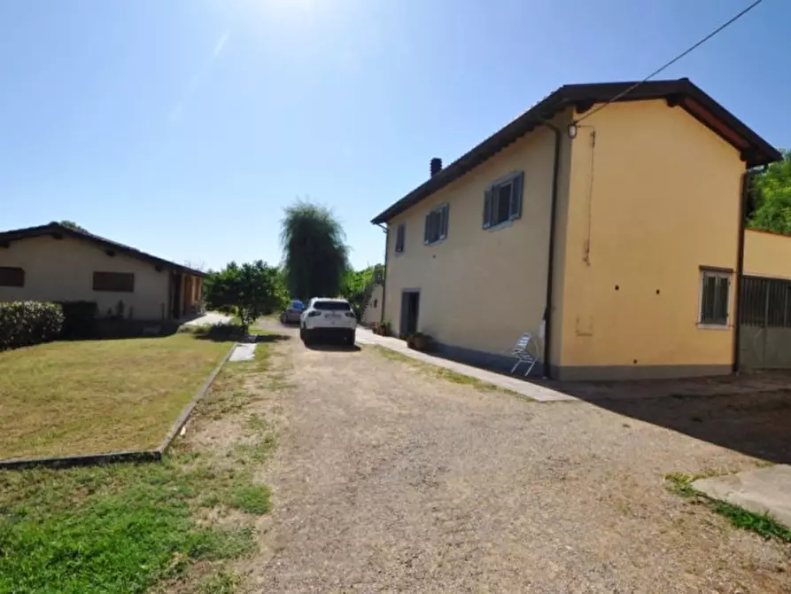 Immagine 3 di Casa indipendente in vendita  in Via Montecarlo a San Giovanni Valdarno