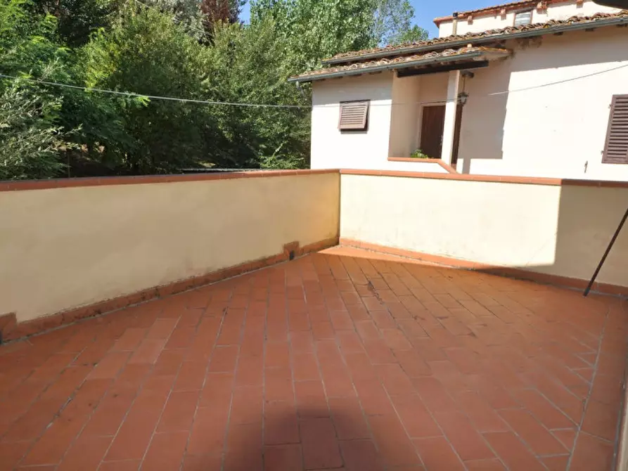 Immagine 14 di Casa indipendente in vendita  in Via Montecarlo a San Giovanni Valdarno