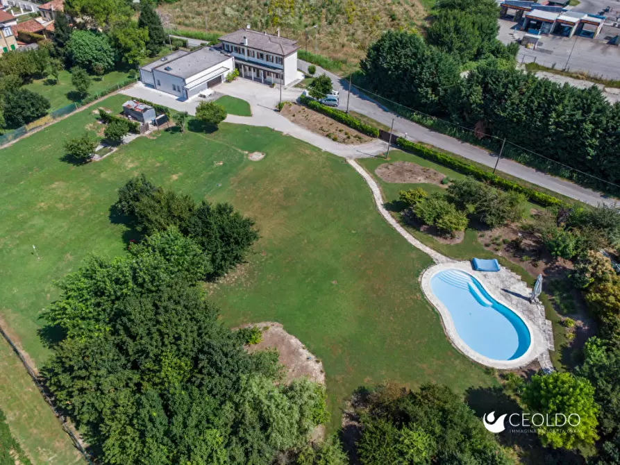 Immagine 3 di Villa in vendita  in via Umberto I a Vigonza