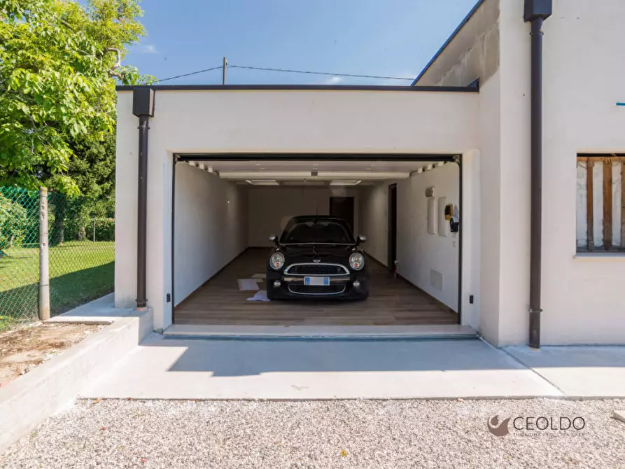 Immagine 21 di Villa in vendita  in via Umberto I a Vigonza