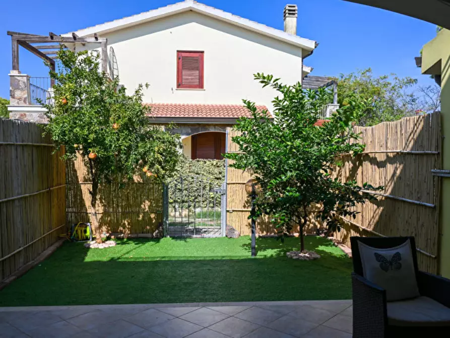 Immagine 5 di Villetta a schiera in vendita  in Via Iglesiente, 21 a Castiadas