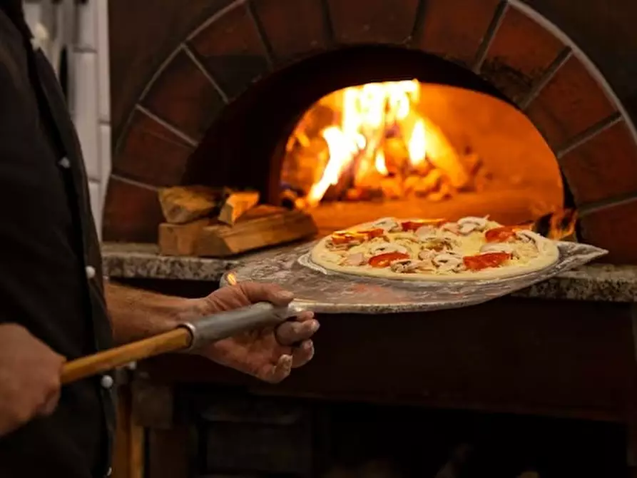 Immagine 3 di Attività commerciale in vendita  in Via Lungomare Adriatico a Chioggia