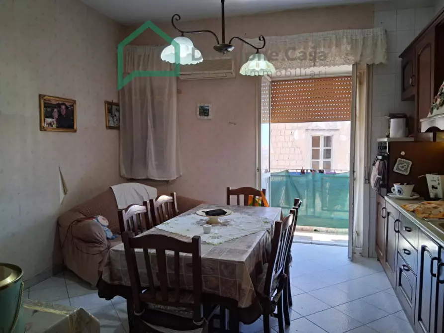 Immagine 12 di Appartamento in vendita  in Via F. Paolo Bozzelli a Napoli