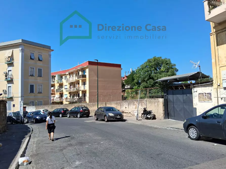 Immagine 23 di Appartamento in vendita  in Via F. Paolo Bozzelli a Napoli