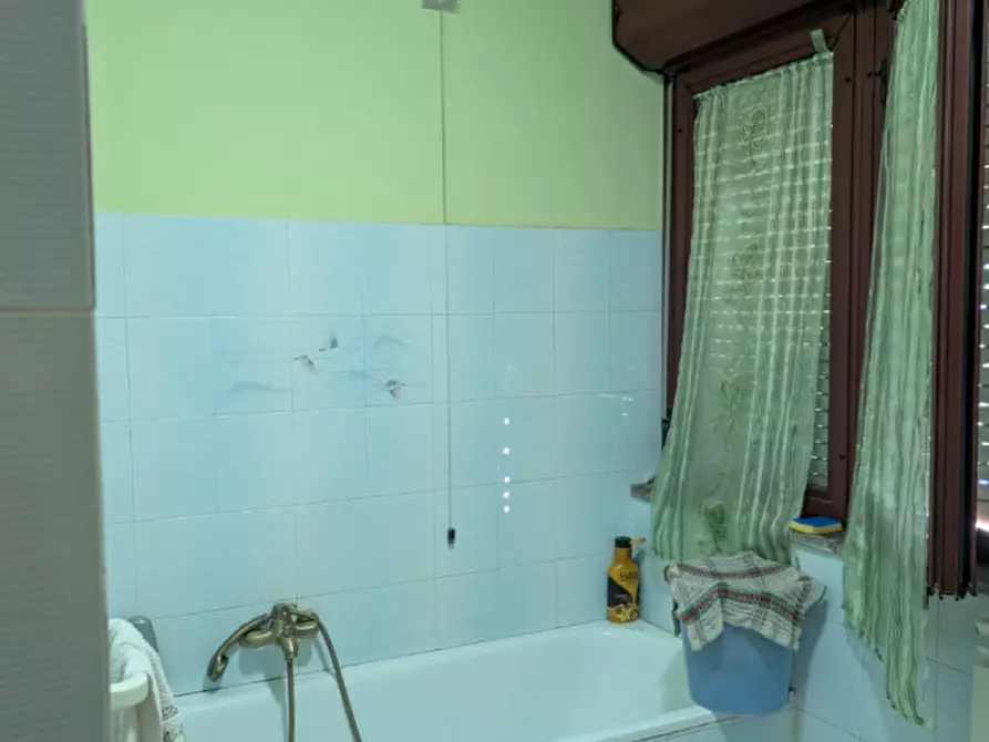 Immagine 7 di Appartamento in affitto  in Via dei Girasoli a Guidonia Montecelio